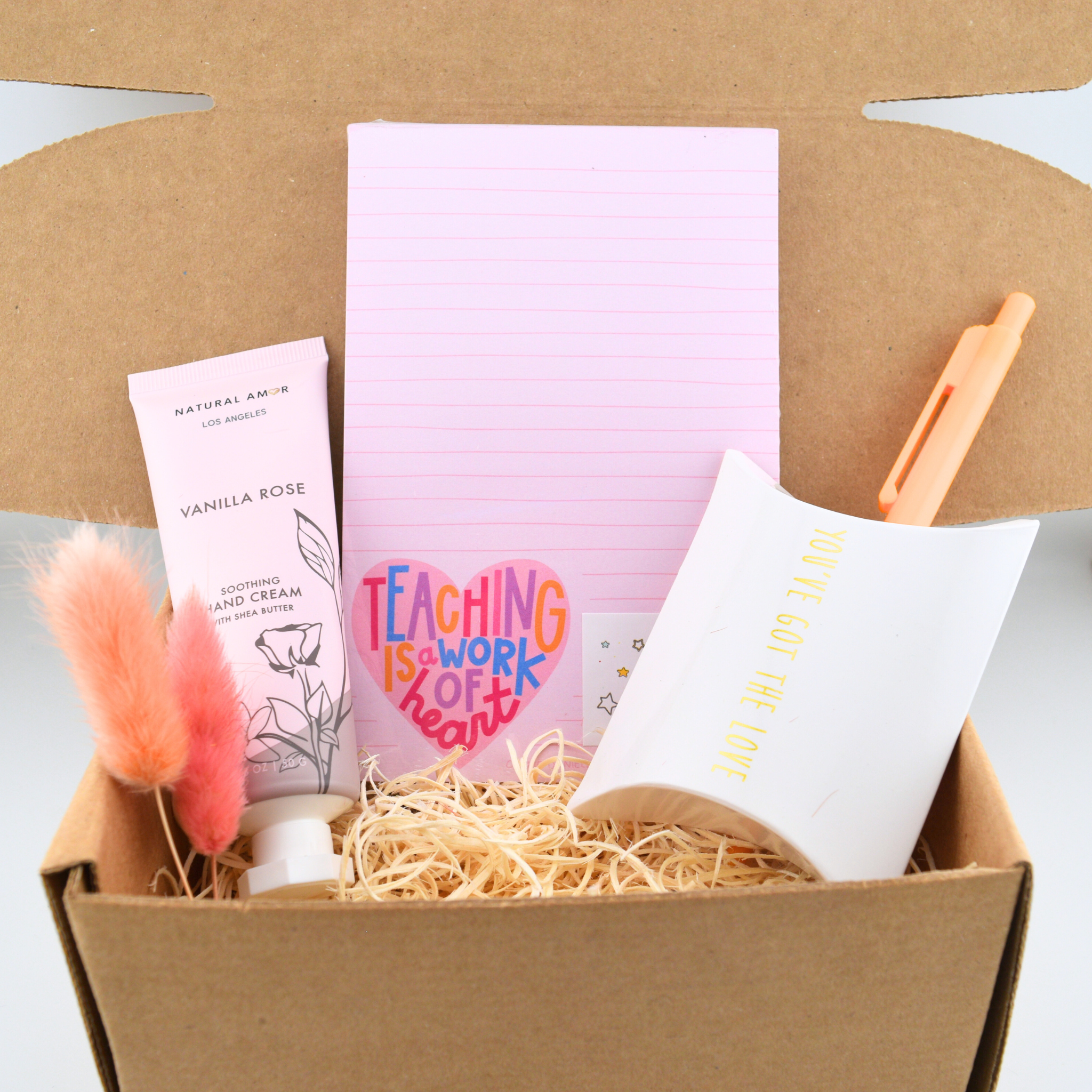 10 Thoughtful & Fun Teacher Appreciation Gift Ideas (That They’ll Actually Love!)